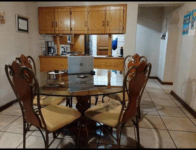 3 BEDROOM APARTMENT FOR SALE IN BOKSBURG SOUTH